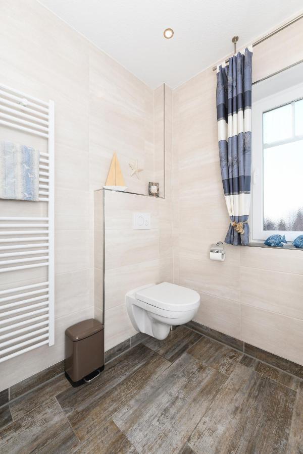 Ferienwohnung Kiebitz ドルヌマージール エクステリア 写真